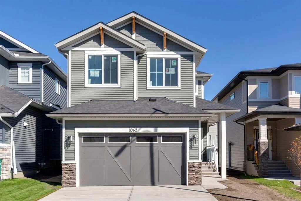 1062 Bayview Crescent SW, Airdrie — main listing photo