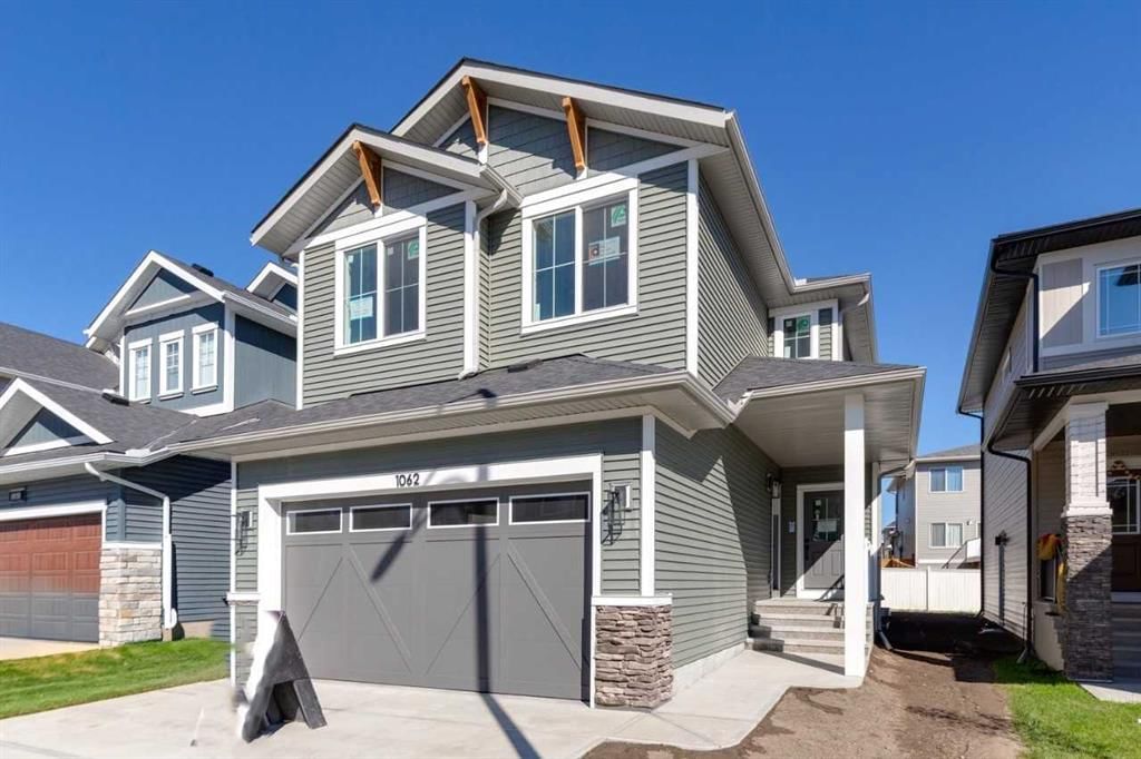 1062 Bayview Crescent SW, Airdrie — photo 3 of 34