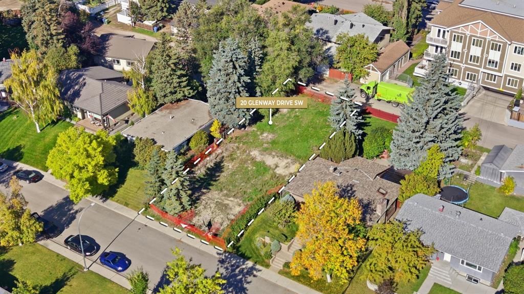 20 Glenway Drive SW, Calgary — photo 4 of 21