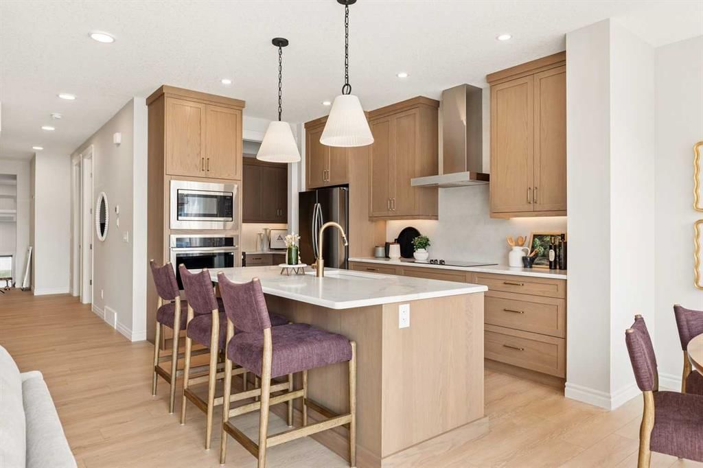154 Annette Landing NW, Calgary — photo 4 of 38