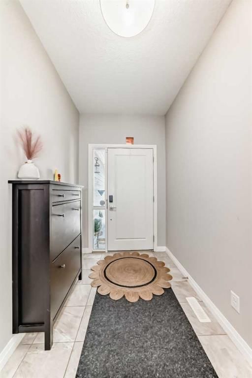 67 Masters Rise SE, Calgary — photo 3 of 45