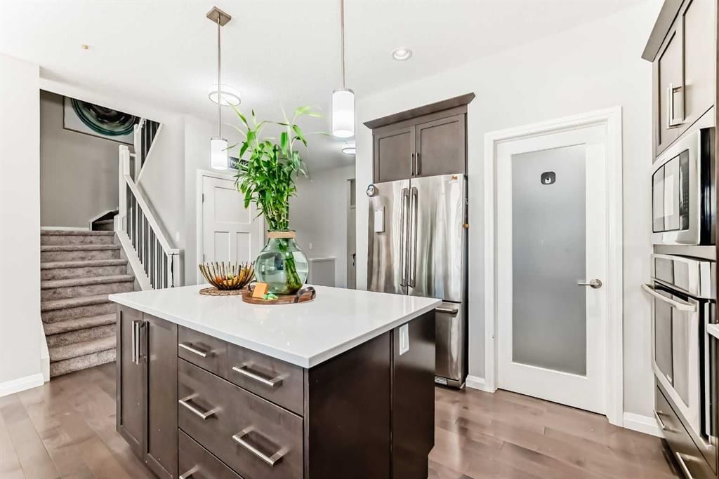67 Masters Rise SE, Calgary — photo 5 of 45