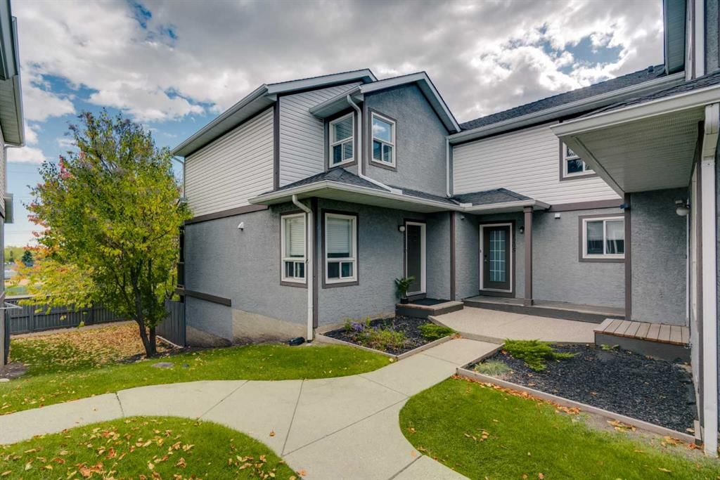 1205 Signal Hill Green SW, Calgary — main listing photo