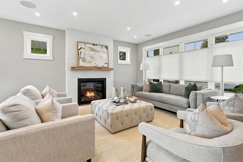 2223 Glenwood Drive SW, Calgary — photo 4 of 50