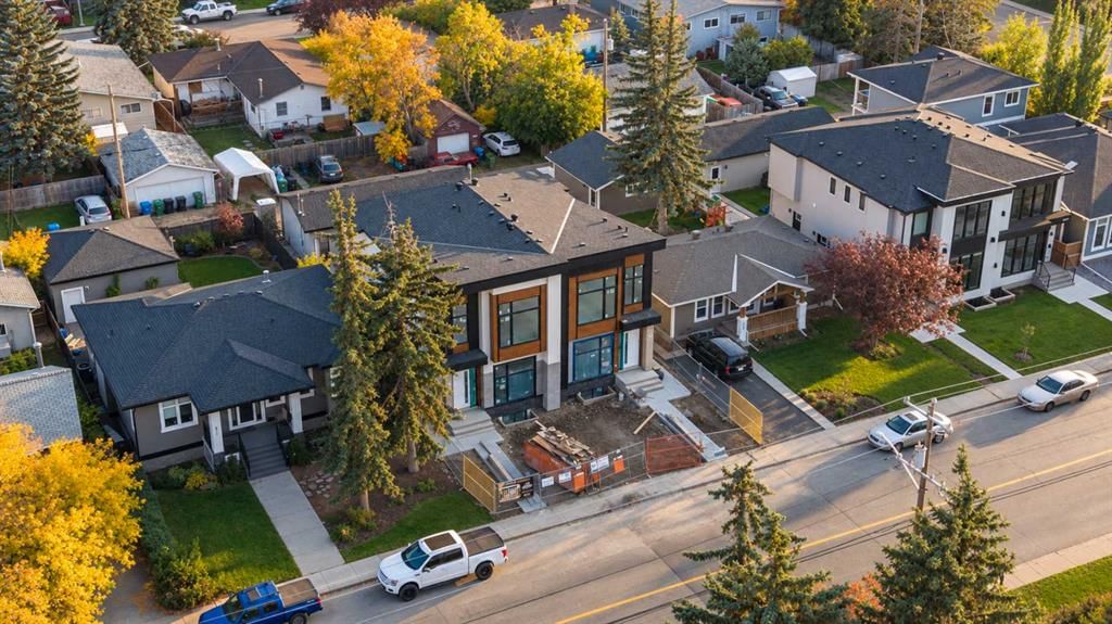 8623 48 Avenue NW, Calgary — photo 3 of 16
