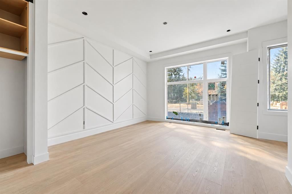 8623 48 Avenue NW, Calgary — photo 4 of 16