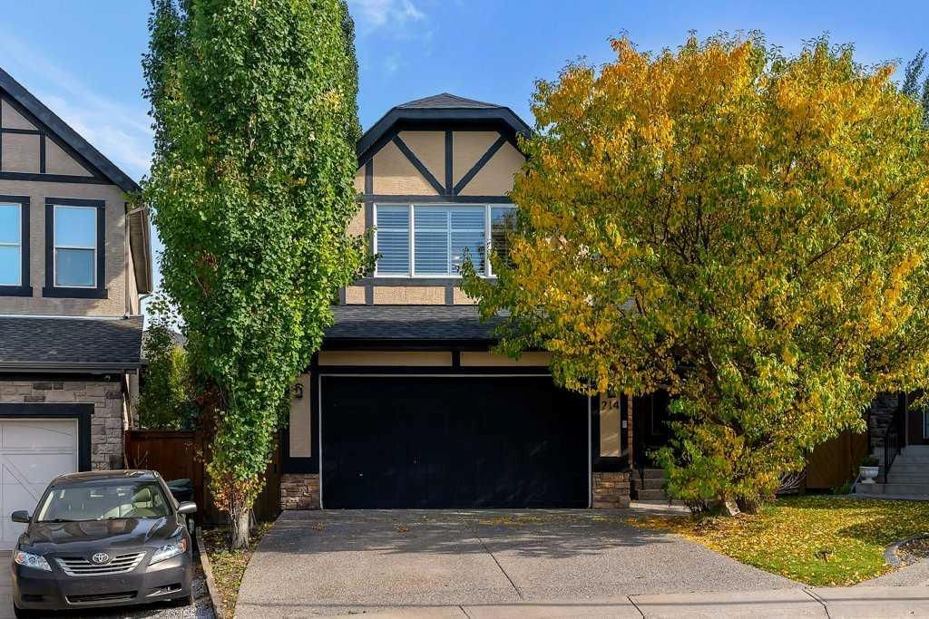 214 Valley Woods Place NW, Calgary — main listing photo