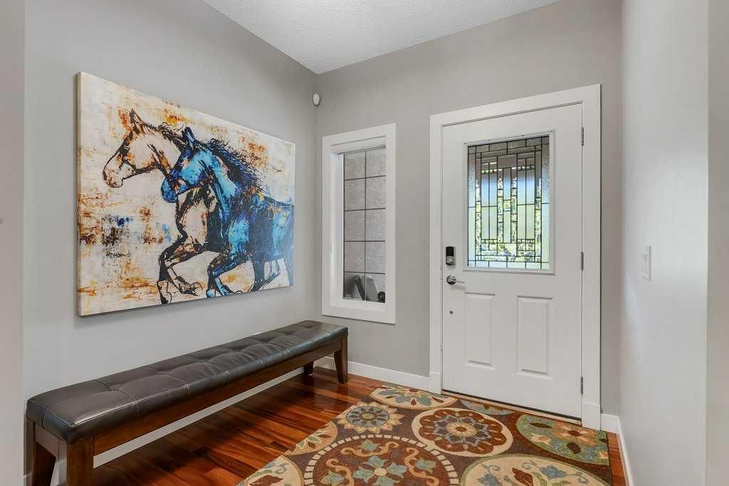 214 Valley Woods Place NW, Calgary — photo 4 of 50