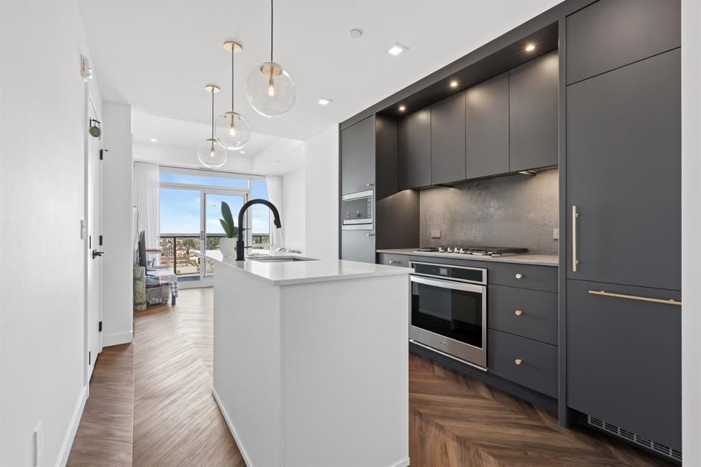 707, 8505 Broadcast Avenue SW, Calgary — main listing photo