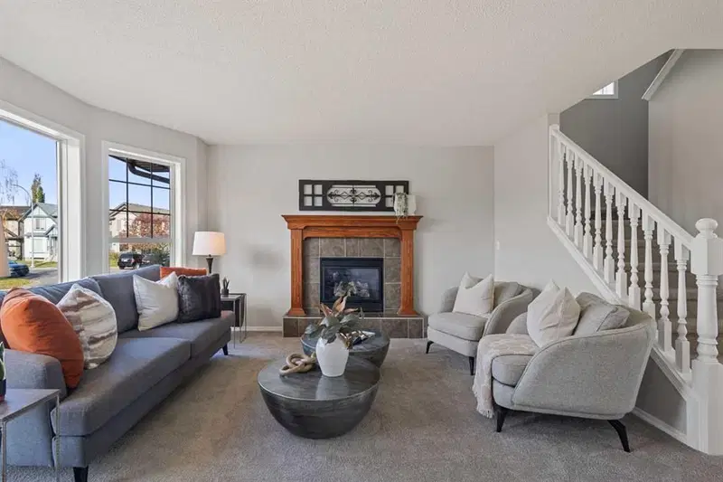 107 Cranberry Green SE, Calgary — photo 3 of 36