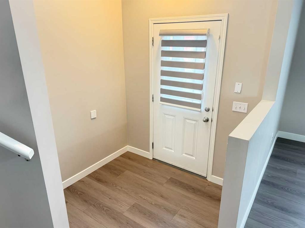 95 Panora Close NW, Calgary — photo 3 of 48