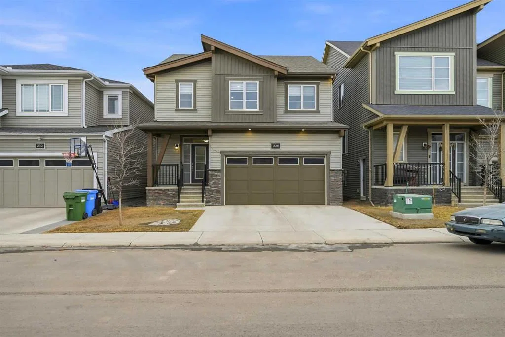 228 Carringham Road NW, Calgary — home for sale