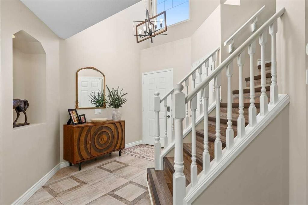 34 Cranfield Green SE, Calgary — photo 2 of 43