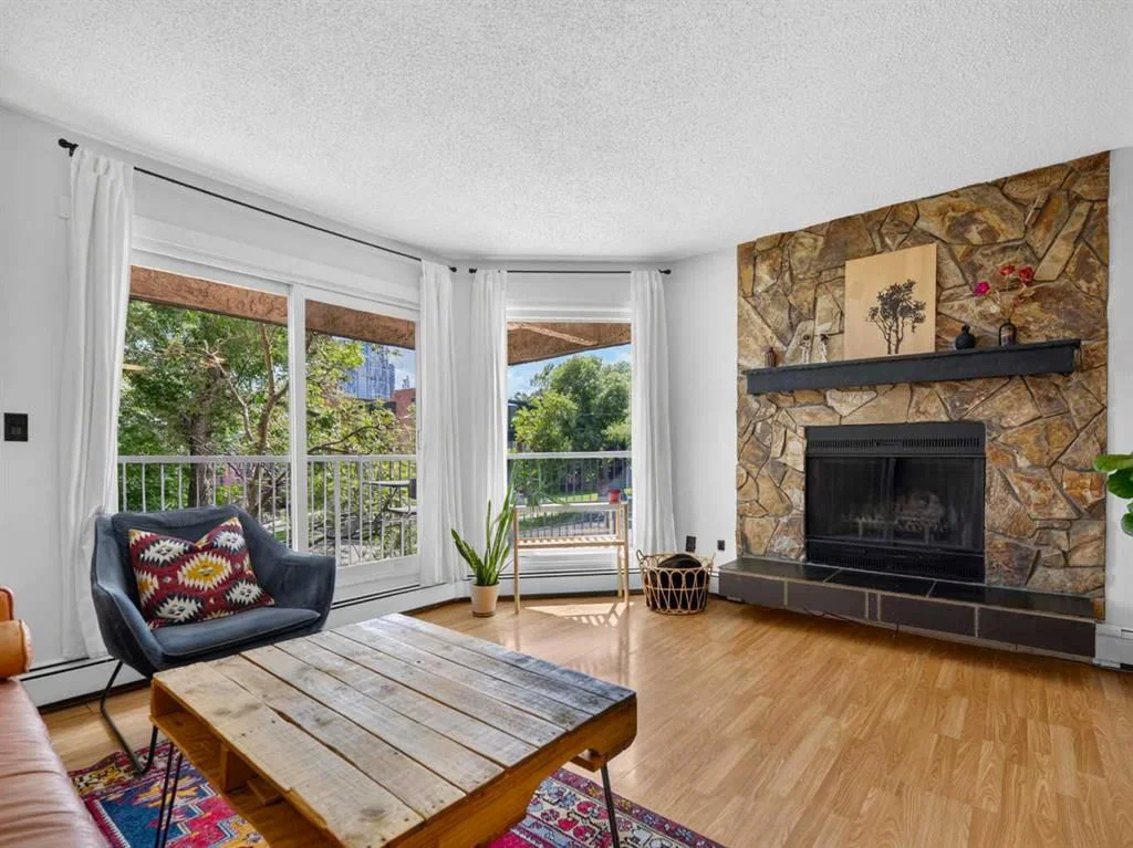 5, 402 4 Avenue NE, Calgary — main listing photo