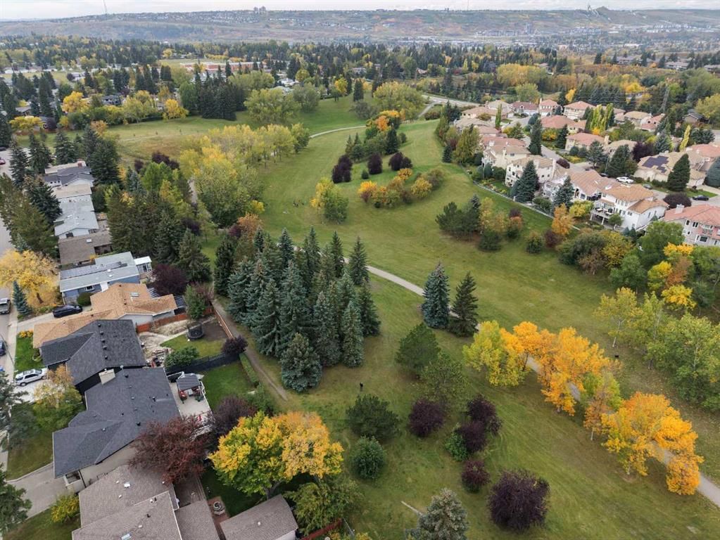 5011 Viceroy Drive NW, Calgary — home for sale