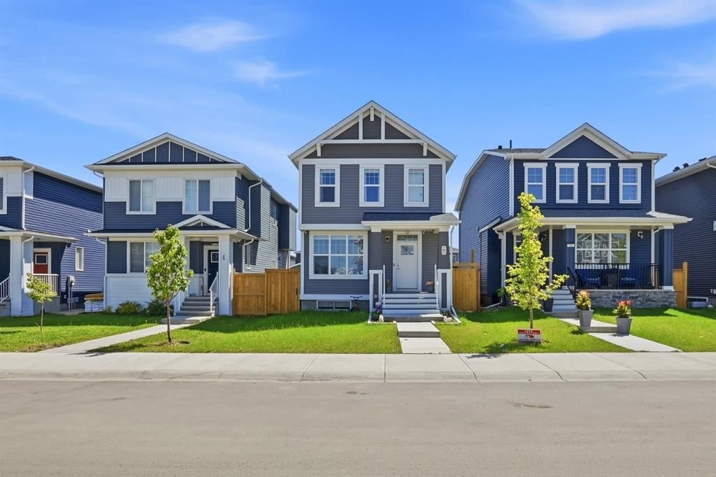 908 West Lakeview Drive, Calgary — detached for sale