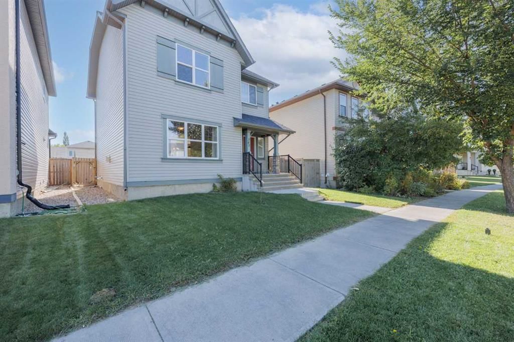 345 Mckenzie Towne Drive SE, Calgary — photo 3 of 35