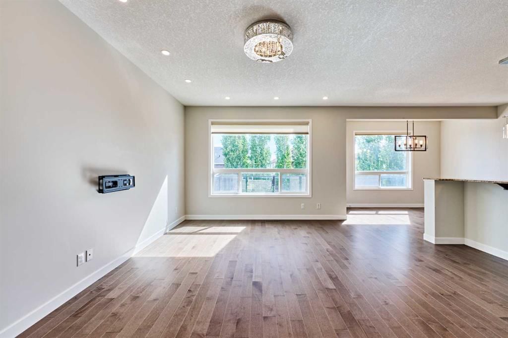 507 Panatella Square NW, Calgary — photo 3 of 48