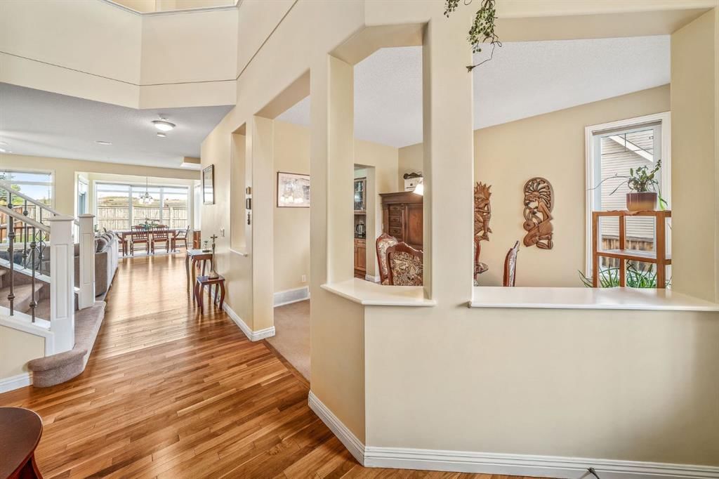 160 Royal Oak Heights NW, Calgary — photo 5 of 50