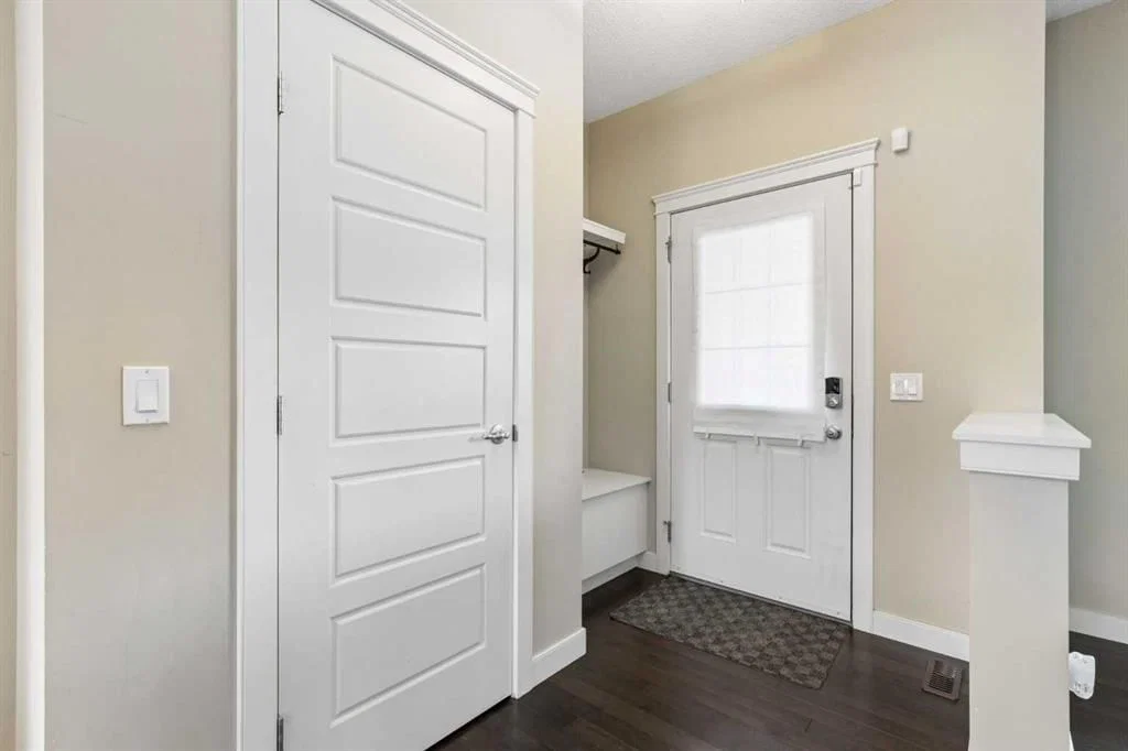 29 Redstone Common NE, Calgary — photo 3 of 30
