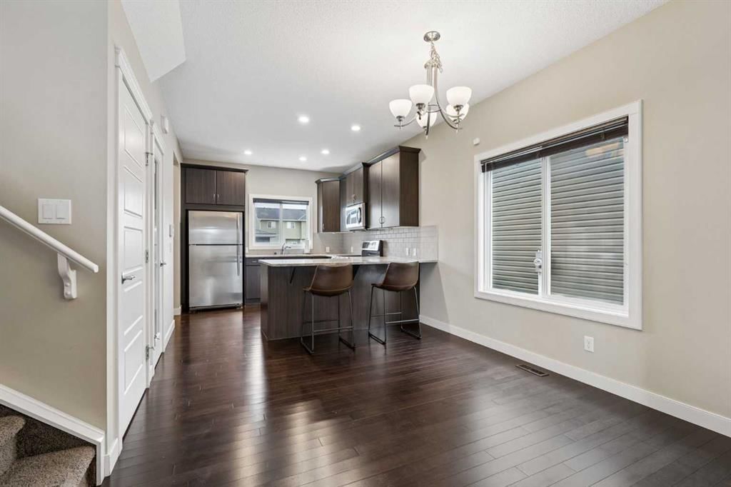 29 Redstone Common NE, Calgary — photo 5 of 30