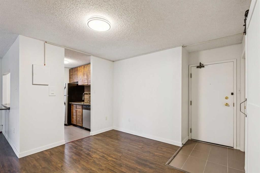 306, 718 12 Avenue SW, Calgary — photo 4 of 28