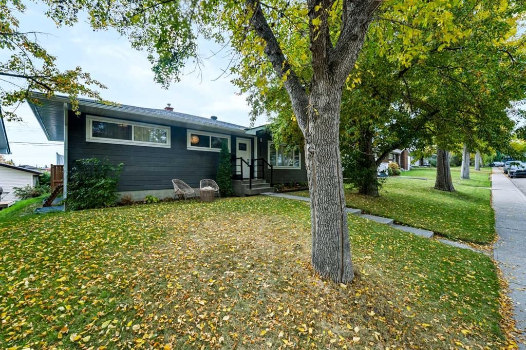 115 Flavelle Road SE, Calgary — photo 2 of 50