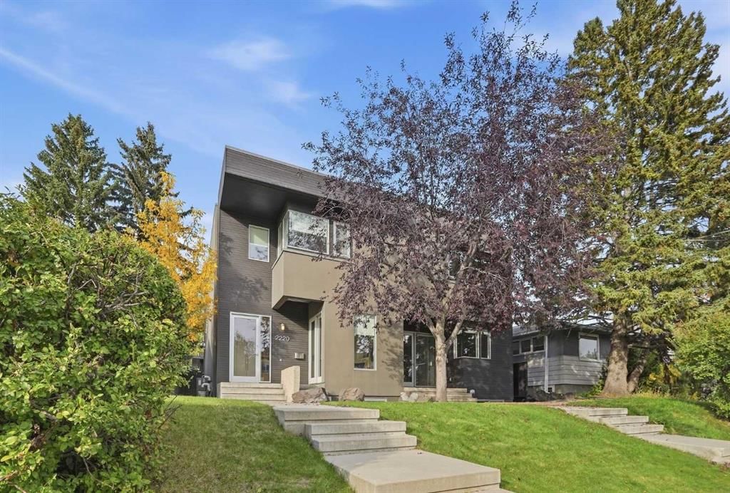 2220 32 Avenue SW, Calgary — main listing photo
