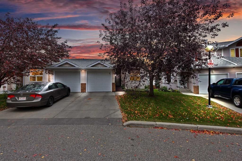 104 Catalina Circle NE, Calgary — townhome for sale