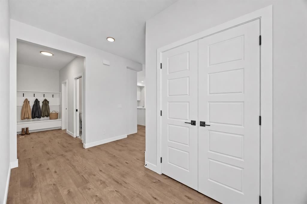 35 Creekside Rise SW, Calgary — photo 4 of 42