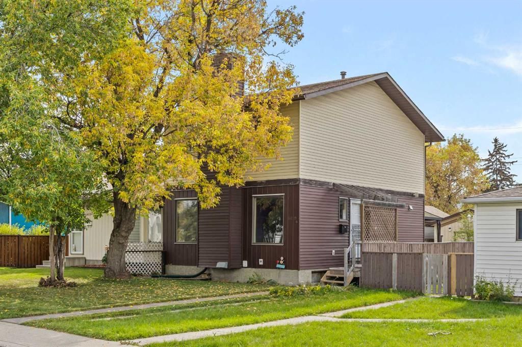 6419B 33 Avenue NW, Calgary — main listing photo