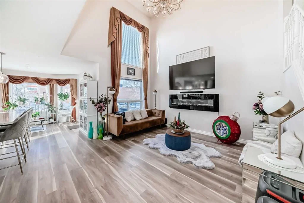33 Citadel Estates Terrace NW, Calgary — home for sale