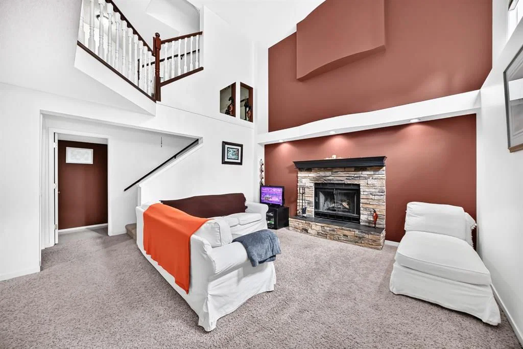 14954 Mt Mckenzie Drive SE, Calgary — home for sale