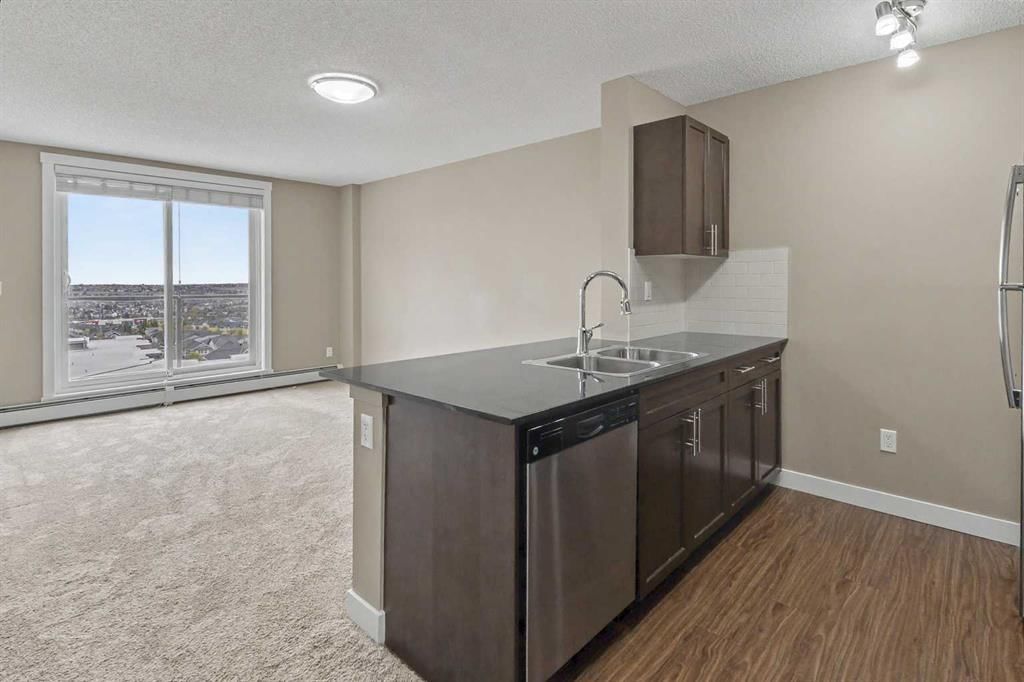 801, 10 Kincora Glen Park NW, Calgary — photo 4 of 37