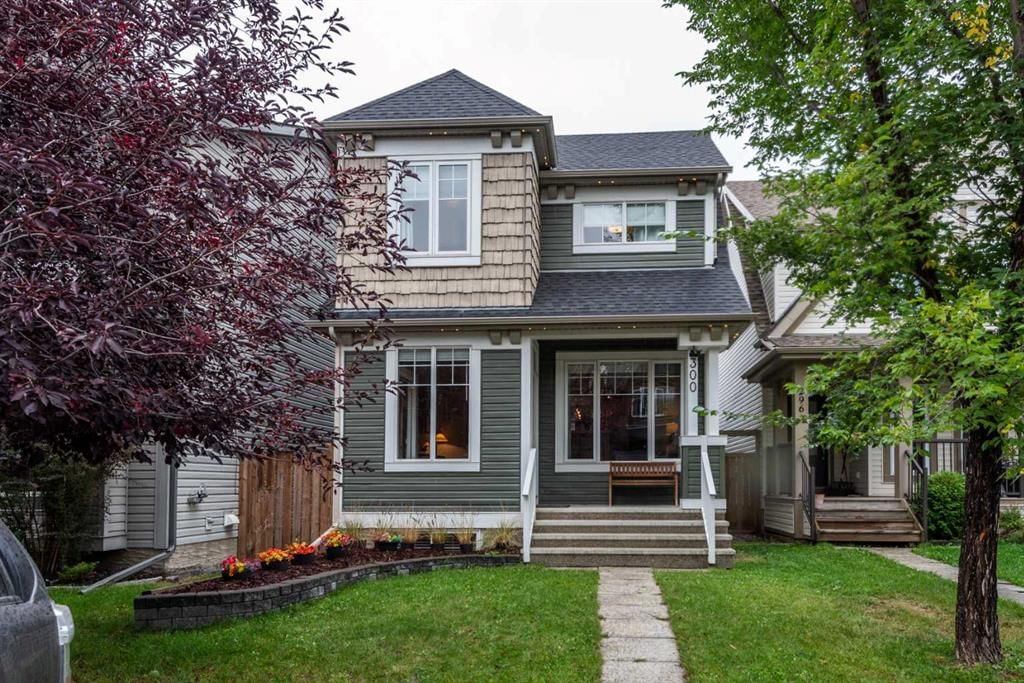 300 New Brighton Landing SE, Calgary — main listing photo
