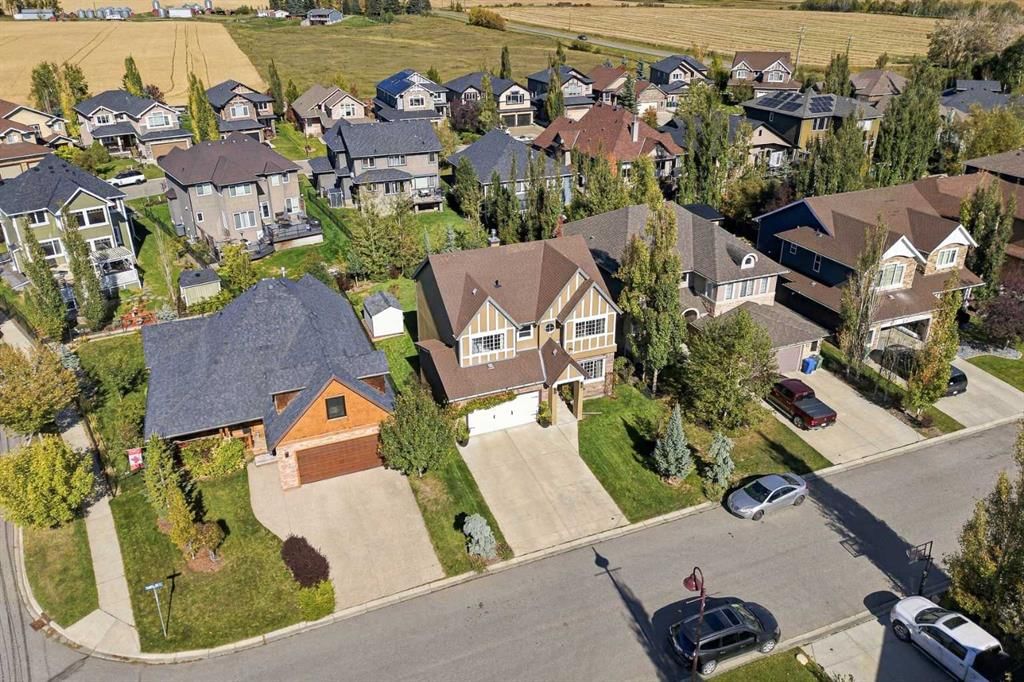 32 Ranchers Place, Okotoks — photo 2 of 50