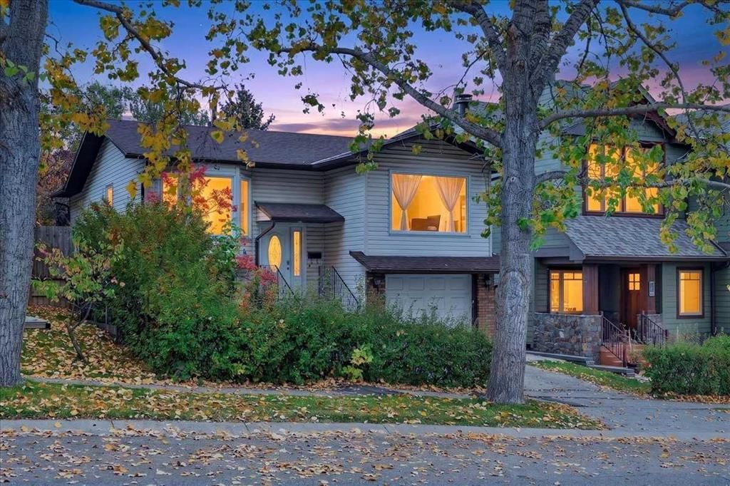 120 Hawkwood Boulevard, Calgary — main listing photo