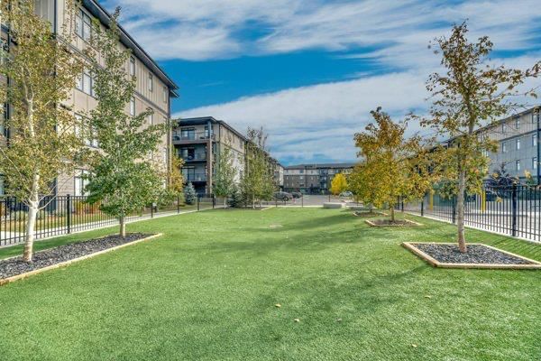 6112, 200 Seton Circle SE, Calgary — photo 4 of 22