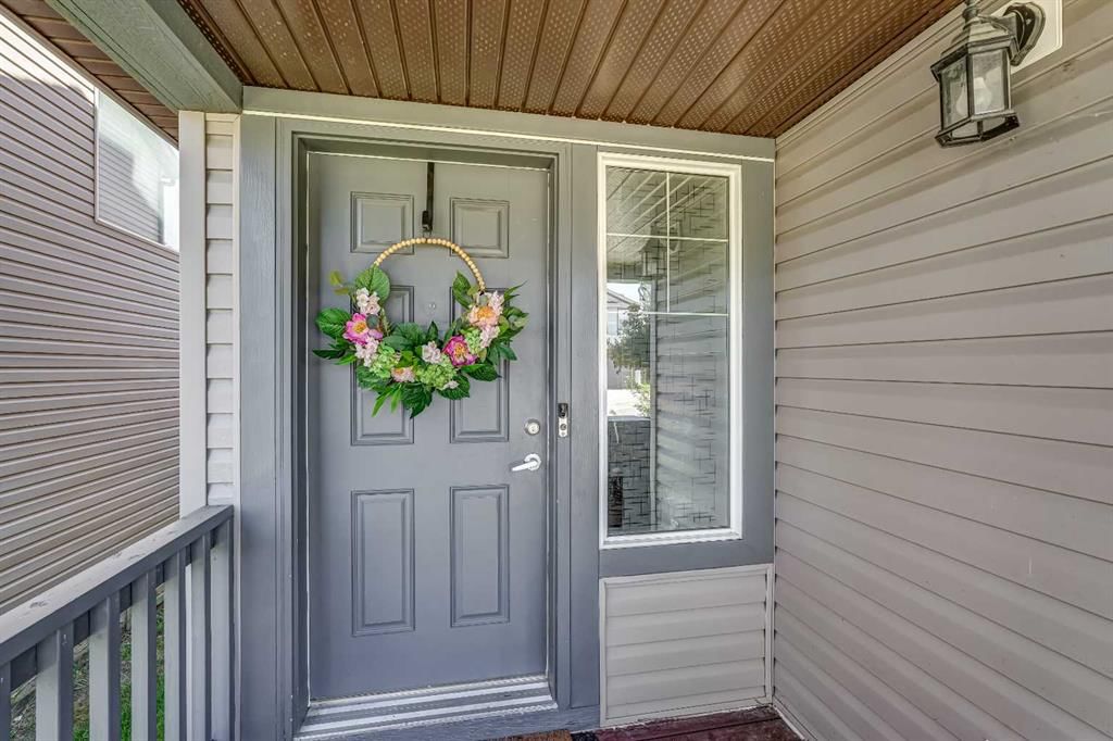 63 Everglen Rise SW, Calgary — photo 4 of 39