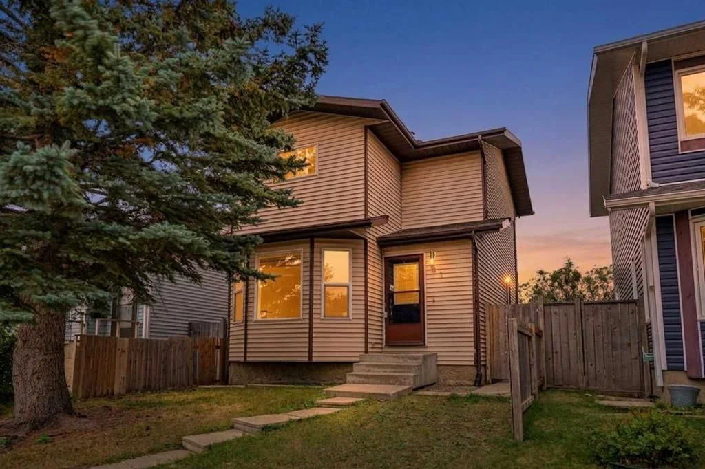 61 Falmere Way NE, Calgary — main listing photo