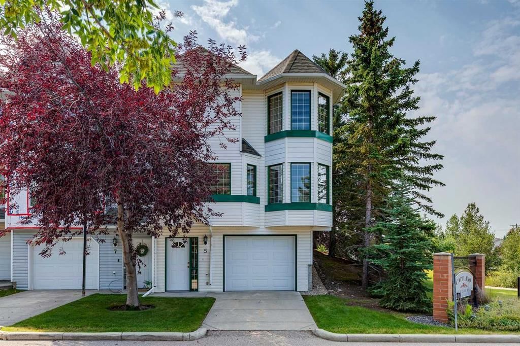 5 Prominence View SW, Calgary — main listing photo