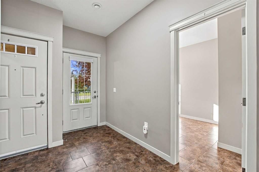 36 Sunrise Place NE, High River — photo 3 of 35