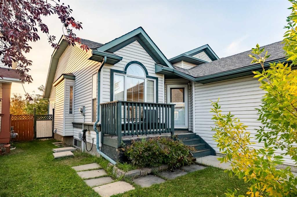 132 San Diego Green NE, Calgary — photo 3 of 38