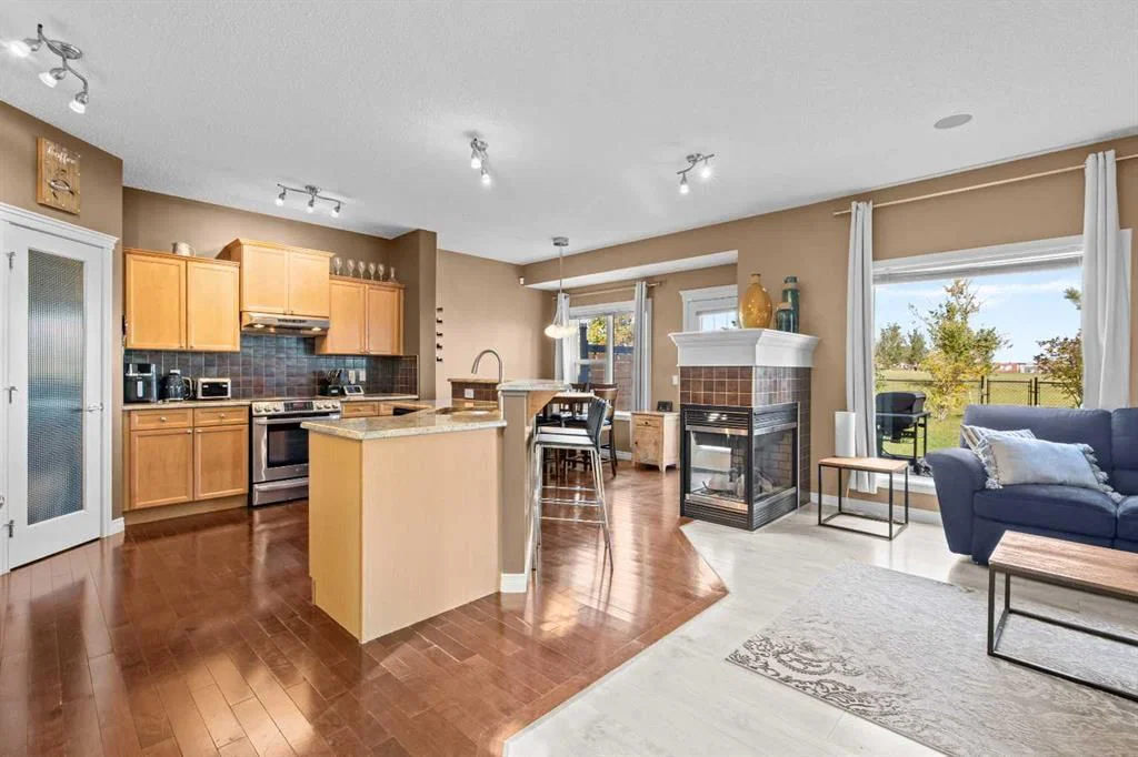 28 Evanspark Circle NW, Calgary — photo 4 of 50