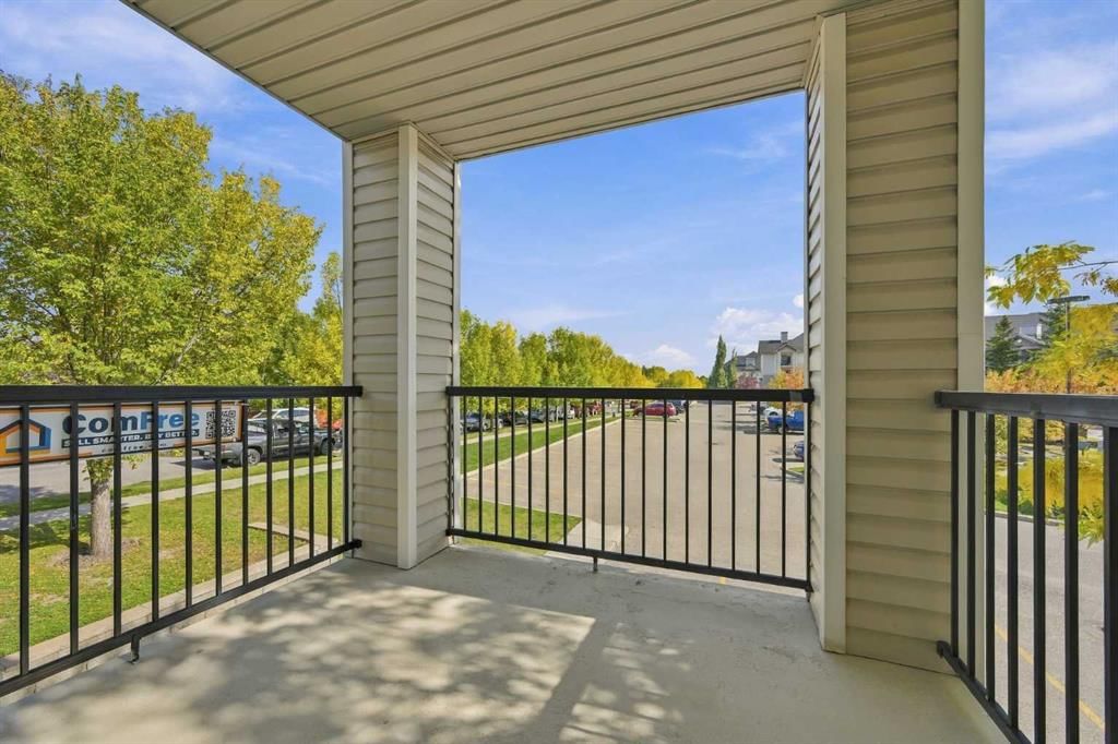 1202, 2395 Eversyde Avenue SW, Calgary — photo 4 of 20