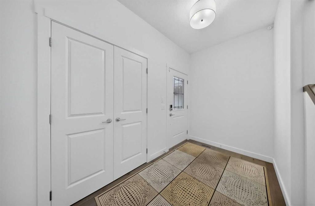 1321 Bayview Point SW, Airdrie — photo 4 of 49