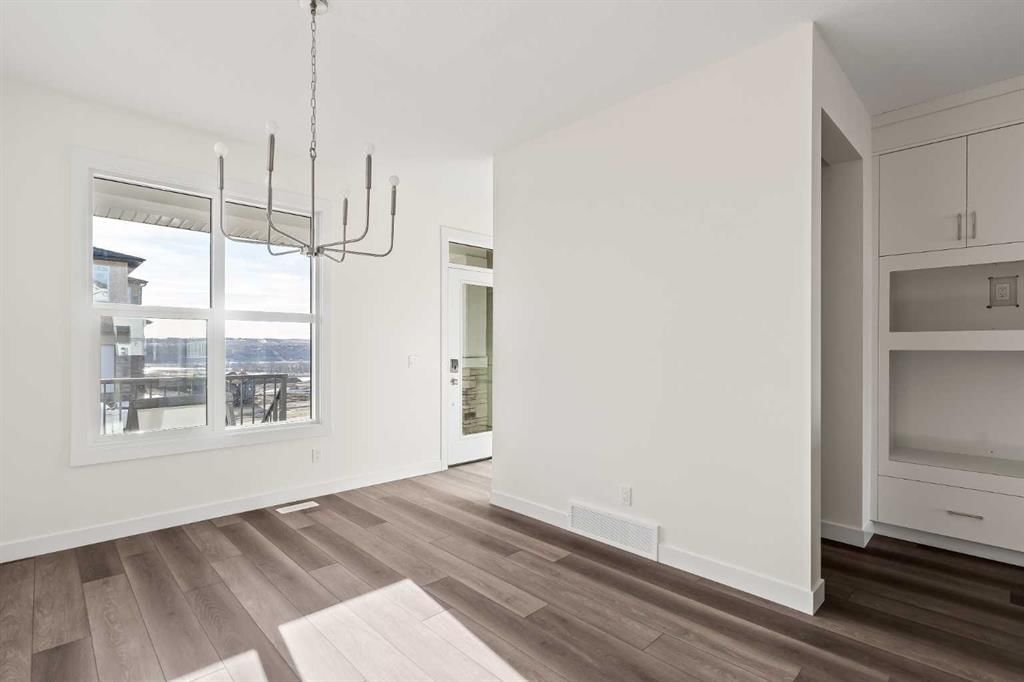 90 Setonvista Grove SE, Calgary — photo 5 of 34