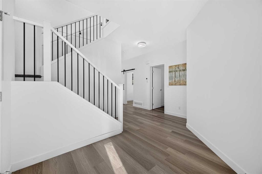 22 Copperhead Bay SE, Calgary — photo 5 of 50