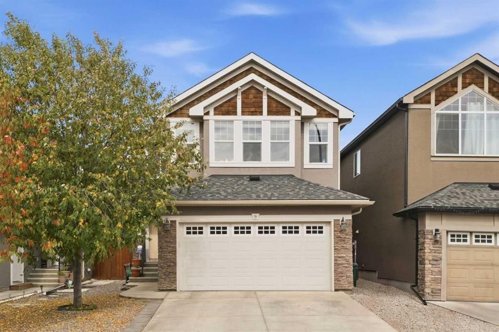 9 Evansridge Place NW, Calgary — main listing photo