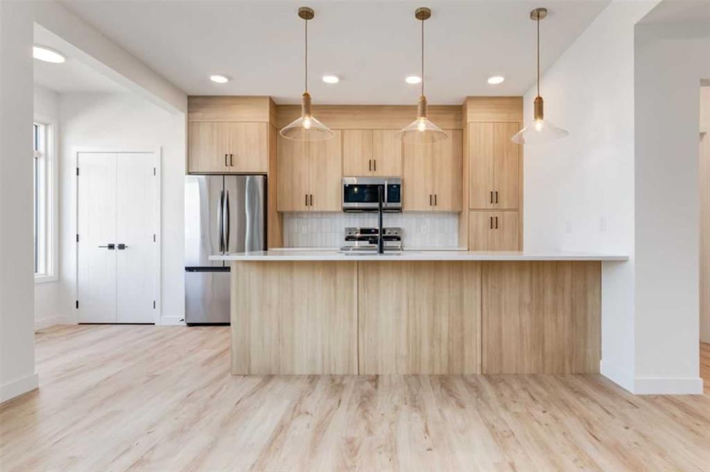 819 Sora Boulevard SE, Calgary — photo 3 of 6
